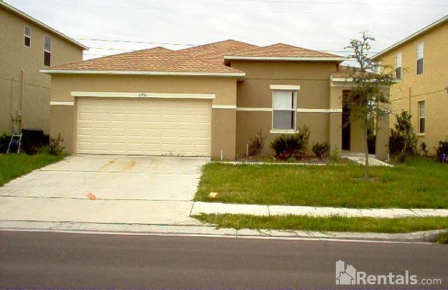 1st image of 6931 Lake Eaglebrooke Dr