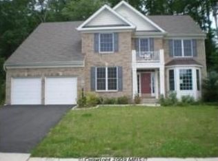 19317 Bothwell Ct, Triangle, VA 22172