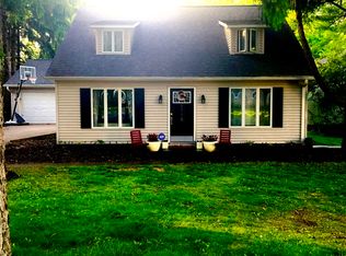 1118 Keith Ct, Clinton, IA 52732