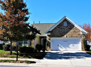 5371 Esher Dr, Walkertown, NC 27051