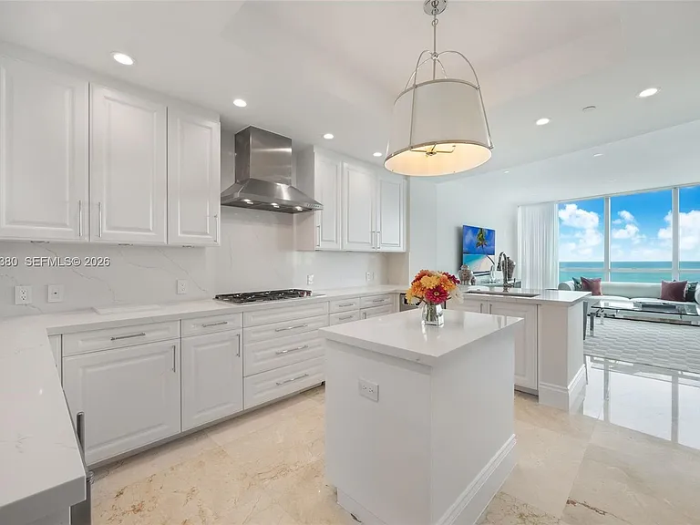 10295 Collins Ave #2203 — Photo 4