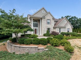 5838 Katz Farm Ct, Saline, MI 48176