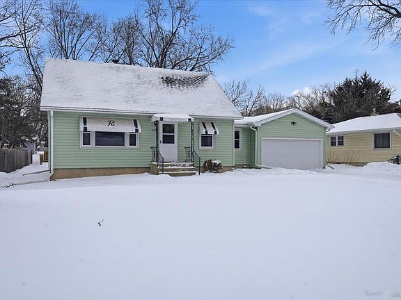3rd image of 413 North Stevenson Street
