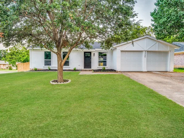 5744 Macdougall Dr, Haltom City, TX 76148
