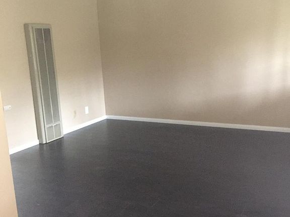 3rd image of 35455 Yucaipa Blvd APT 8