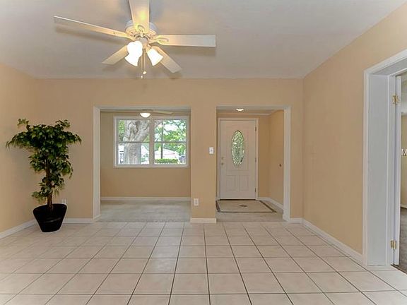 4th image of 5158 46th St N