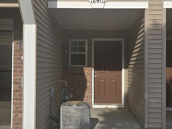 3rd image of 18401 Lafayette Way