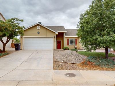 232 Burnage Ln, Alamogordo, NM, 88310