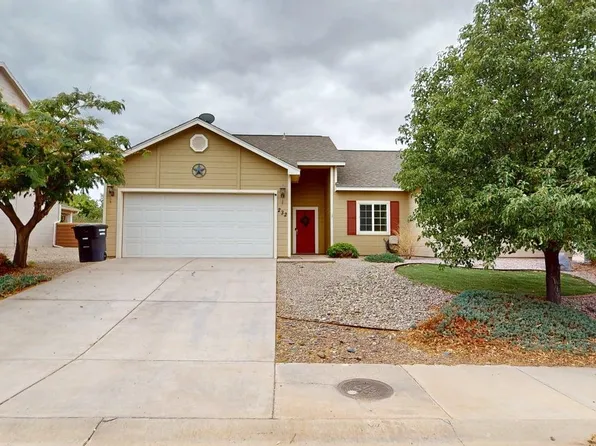 232 Burnage Ln, Alamogordo, NM 88310