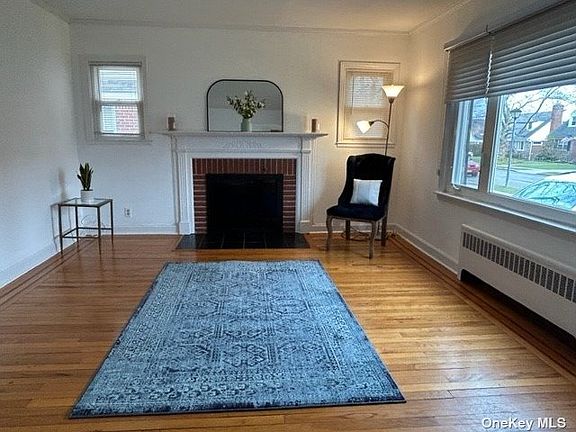 2nd image of 46 Beechwood Ln