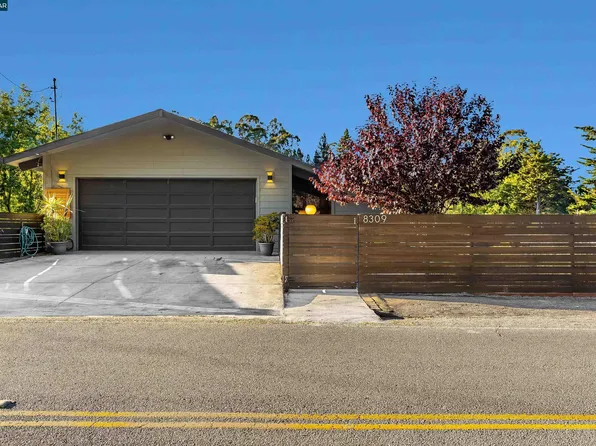 8309 Skyline Blvd, Oakland, CA 94611