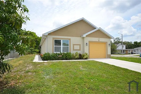 2197 Davis Ct — Photo 1