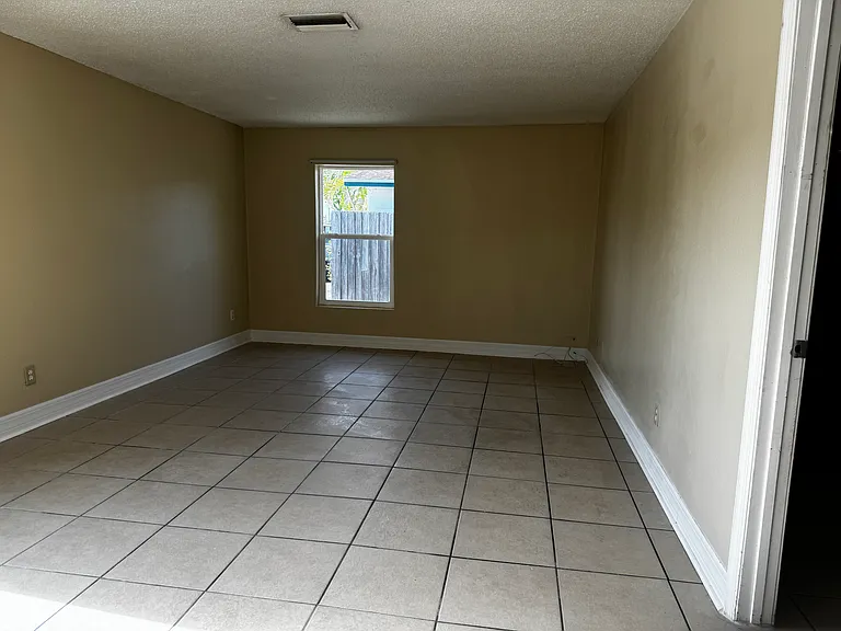 2247 Coral Way #A — Photo 11