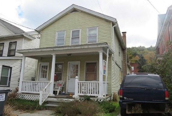 2nd image of 36 Adams Pond Rd
