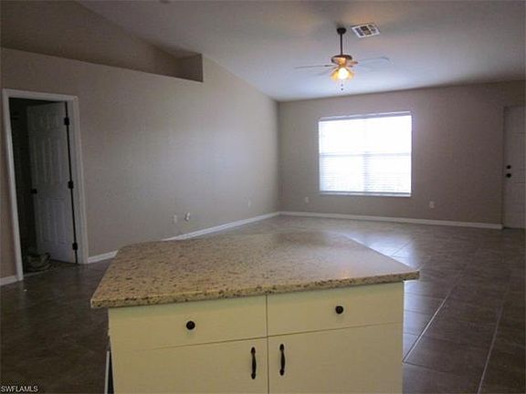 5th image of 3609 NE 17th Pl
