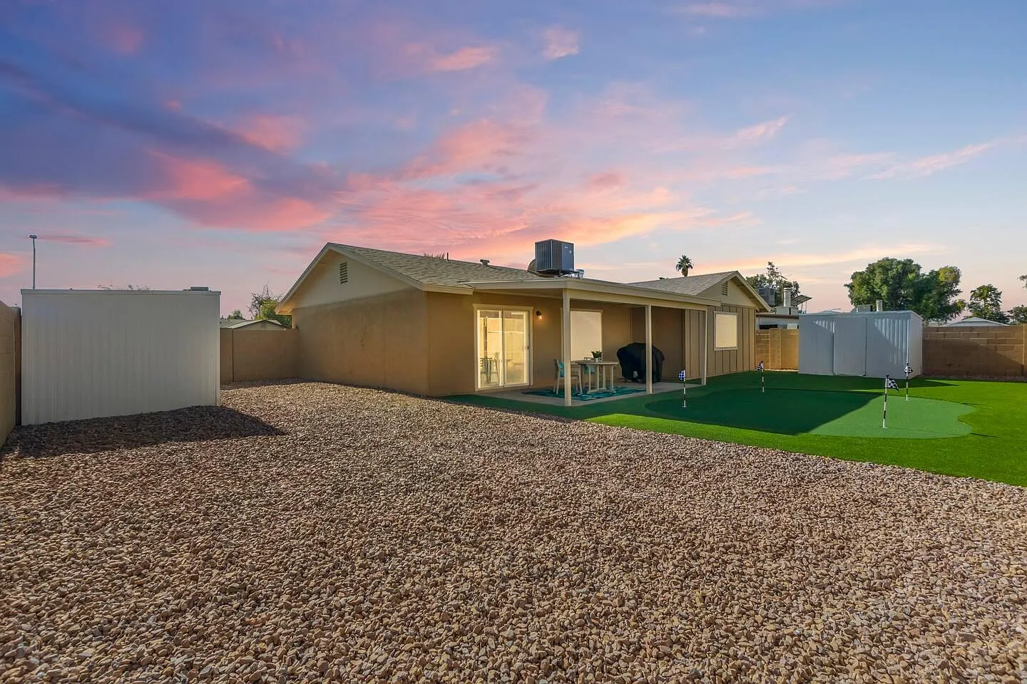 4 bed, 1398 sqft, $4,995 — Photo 1