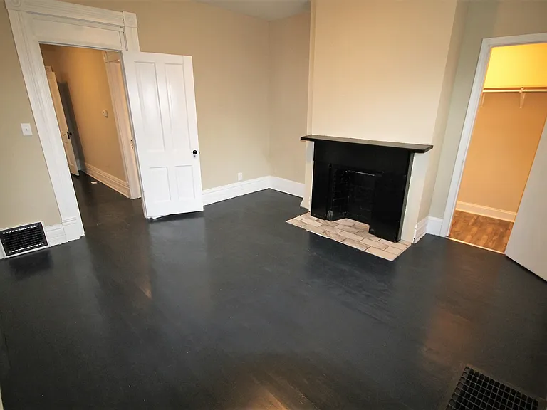 27 E Duncan St — Photo 17