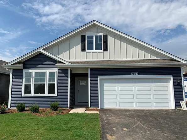 2284 Laurel Ct, Wonder Lake, IL 60097