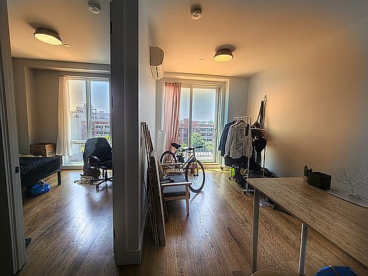 3rd image of 1509 Fulton St #6