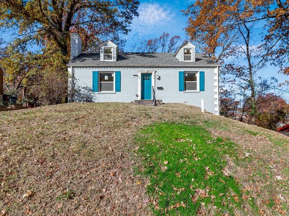 4327 Nelson Dr, Saint Louis, MO 63121