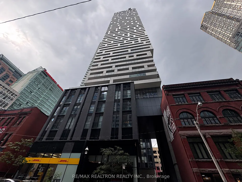 20 Lombard St #3904