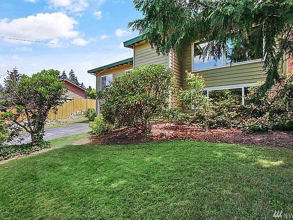 2nd image of 4030 82nd Ave SE