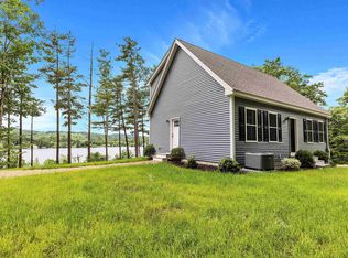 8 Spruce Cove Rd, Northwood, NH 03261