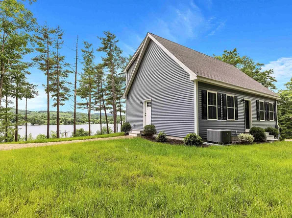 8 Spruce Cove Road, Northwood, NH 03261