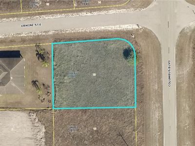 910 Columbus Blvd S, Lehigh Acres, FL, 33974