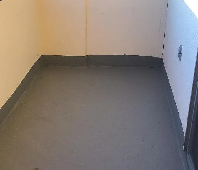 3555 Maple Ave #5 — Photo 3
