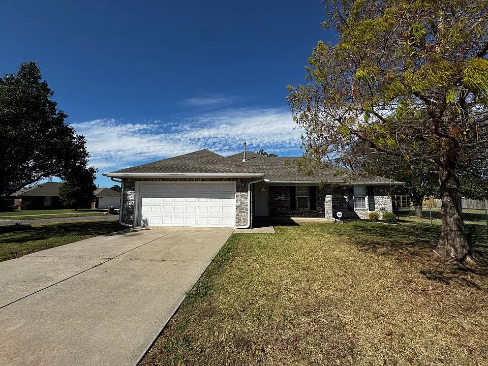 1801 Tudor Pl