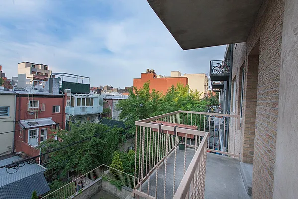 Rented by Voro NYC | media 38