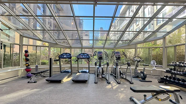 Rented by Douglas Elliman | media 25