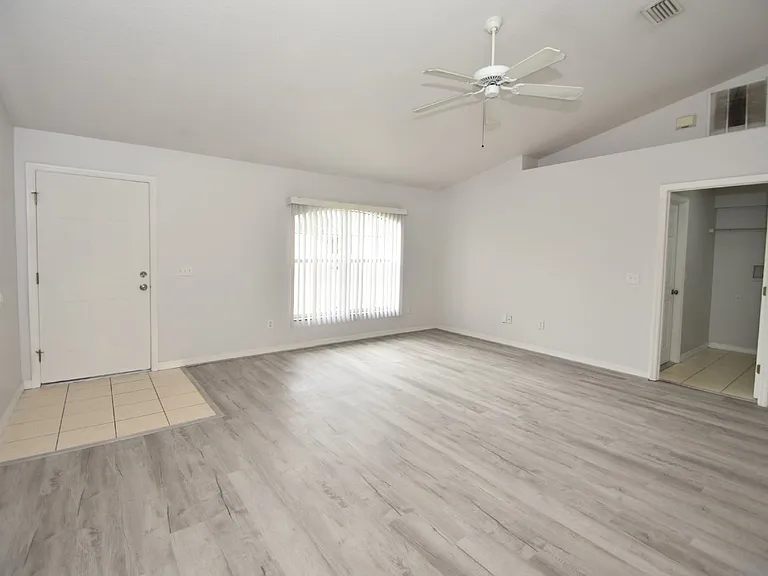 6 Rosedale Pl — Photo 3