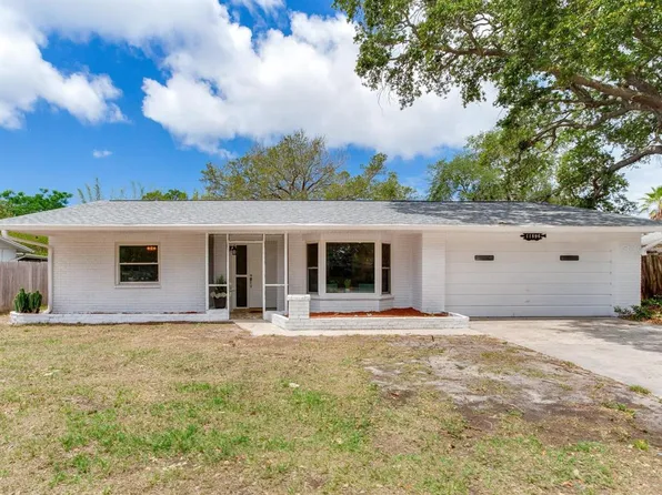 11896 Ridge Rd, Seminole, FL 33778