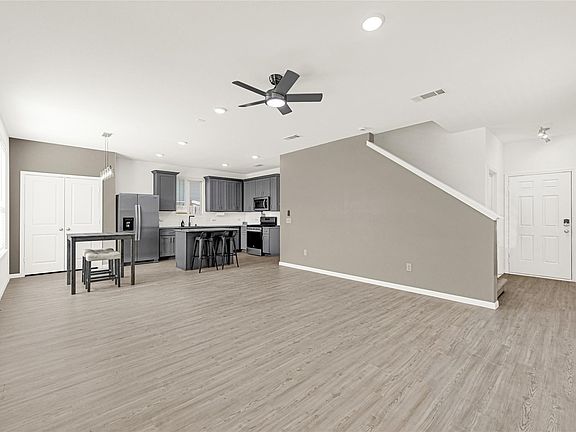 5th image of 318 Maple Bark Trl