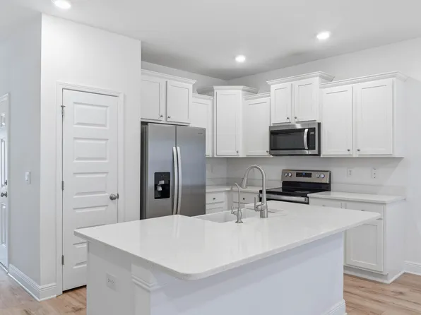 7 Renea Cv, Destin, FL 32541