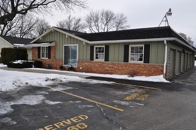 1st image of 5248 Woodbridge Ln S #5248