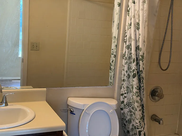 5741 Wells Cir — Photo 9
