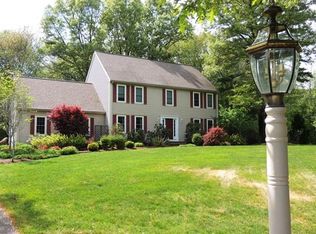 32 Amherst Rd, Shrewsbury, MA 01545