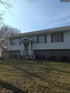 2618 N Rd Se, Warren, OH, 44484