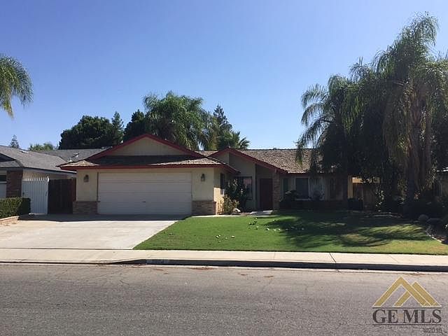 2nd image of 3904 Abbott Dr