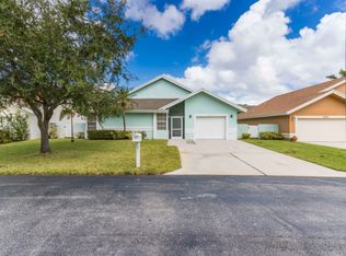 20521 NW 6th St, Pembroke Pines, FL 33029