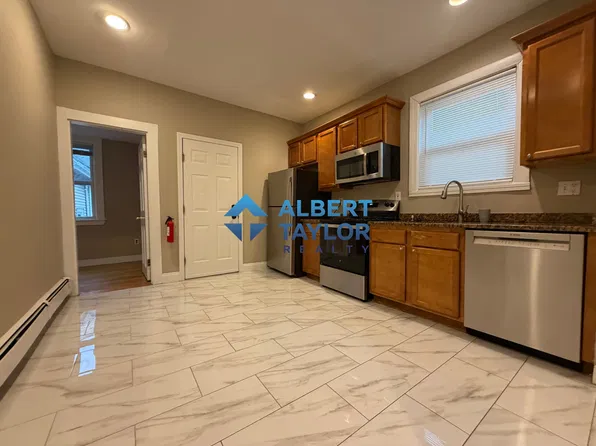 47 Hillside St, Roxbury Crossing, MA
