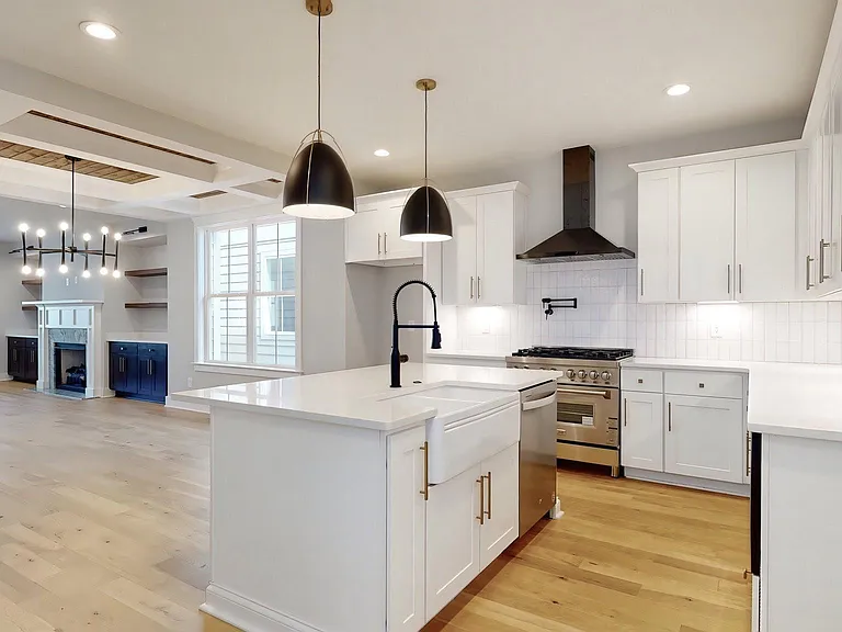4806 Illinois Ave — Photo 3