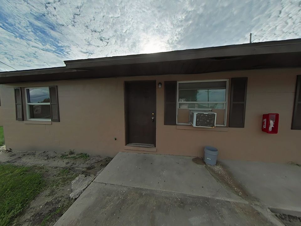 1st image of 1718 NW 20th Ct