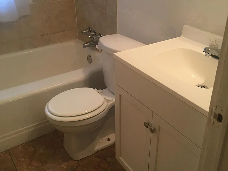 720 Washington St #1 — Photo 12