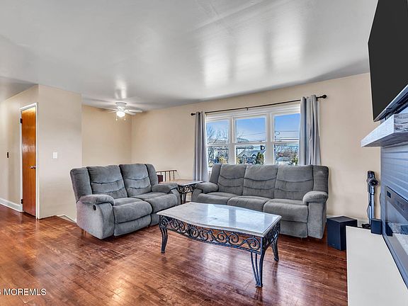 5th image of 1170 Old Freehold Road