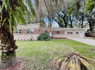 1904 Tanglewood Rd, Jacksonville Beach, FL 32250