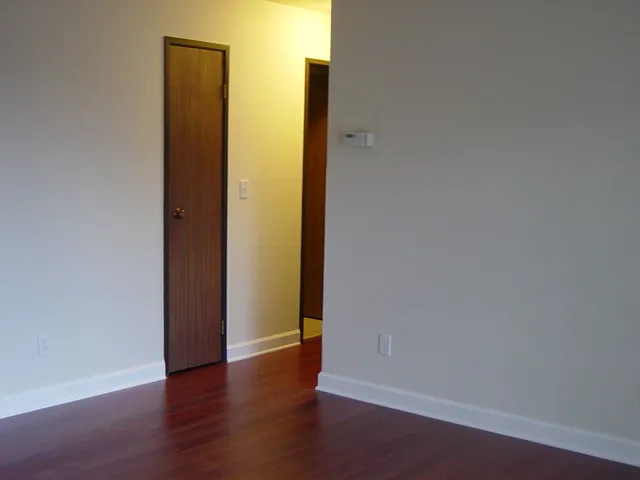 2 bed, 850 sqft, $975 — Photo 4